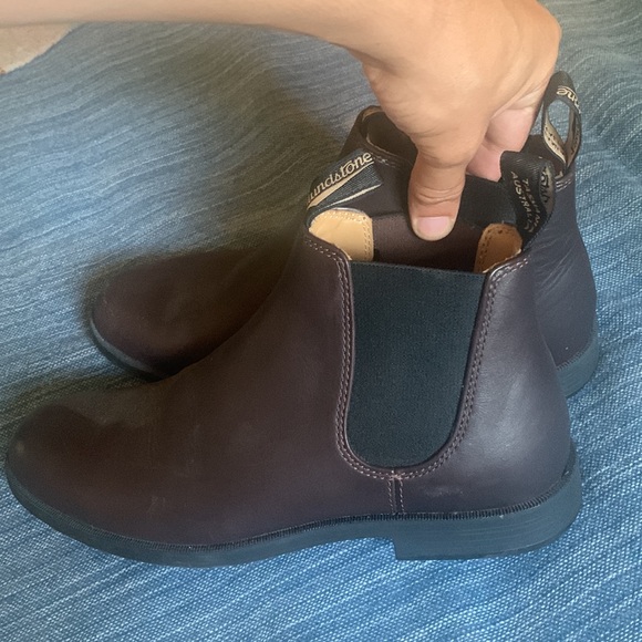 BLUNDSTONE Boots 9.5 - Picture 2 of 8